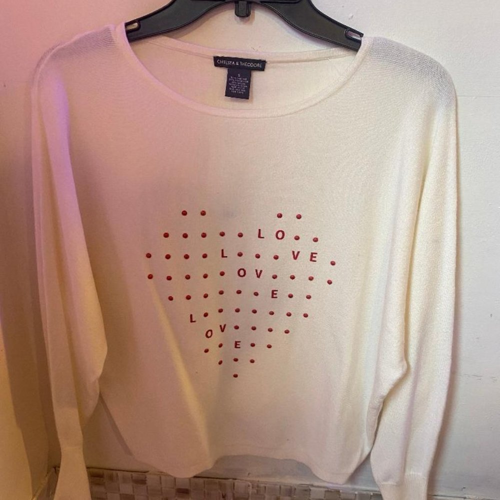 Chelsea & Theodore Love sweater (sz S)